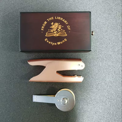 Empaque Premium para Embosser